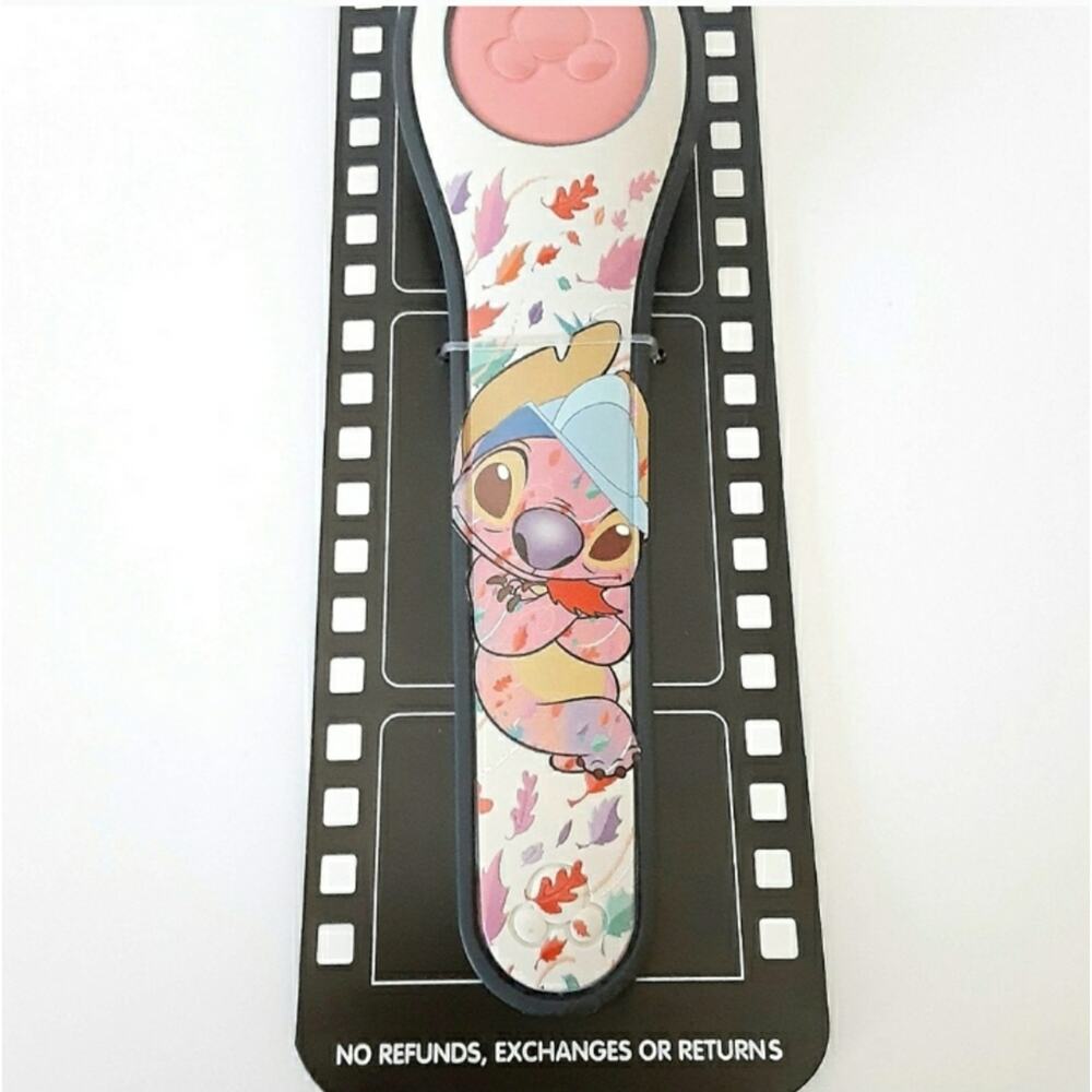 Disney Stitch Crashes Disney   Pocahontas MagicBand 2 + Stitch Jumbo Pin Set NWT - Picture 4 of 7